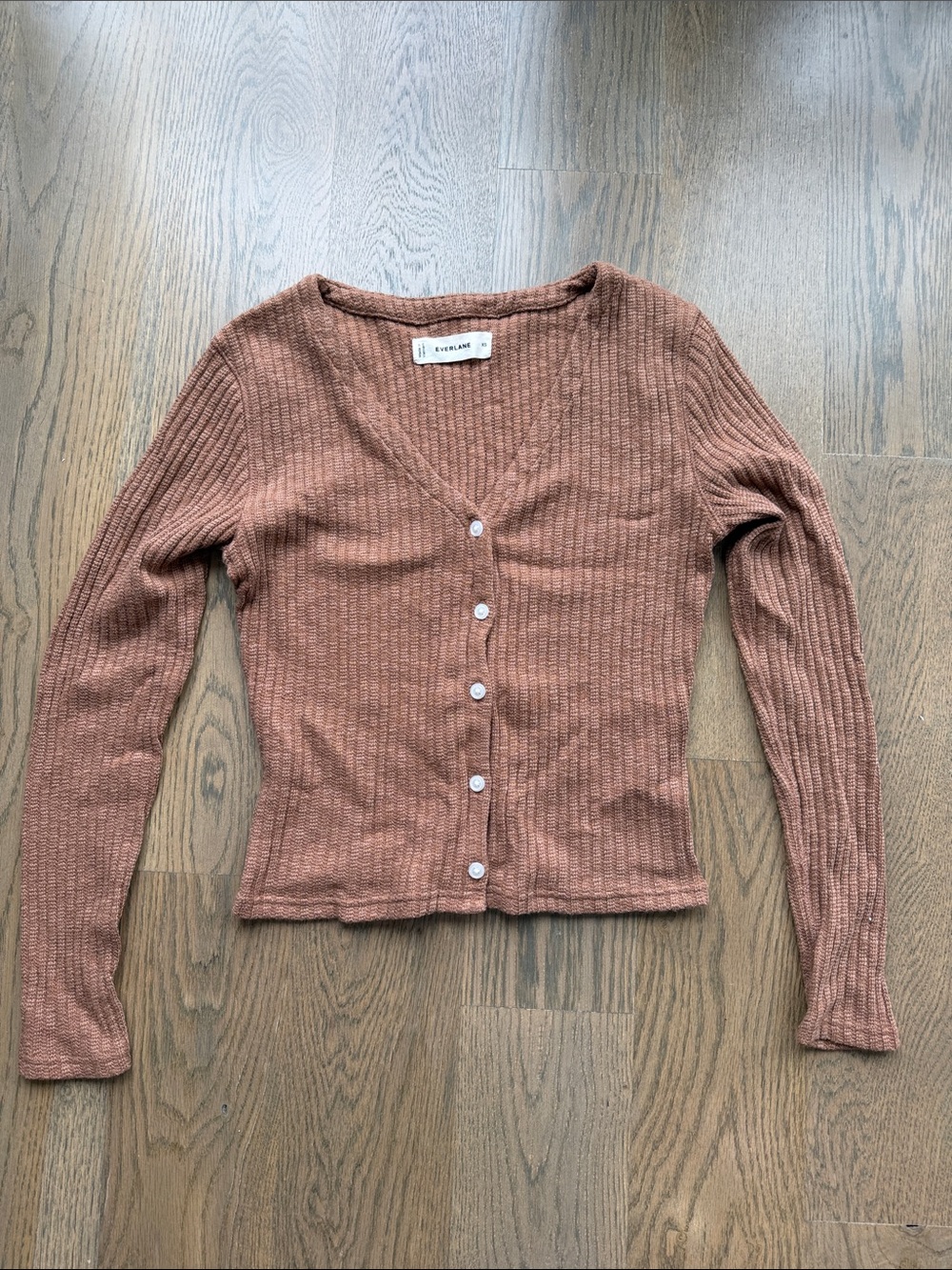 Everlane brown / camel Ribbed V-Neck Button Cardigan